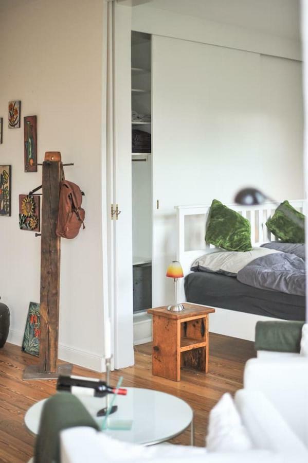 Kanalvilla - Urlaub Am Nord-Ostseekanal - Zwei Ferienwohnungen Im Angebot- Eine Im Dachgeschoss Und Eine Wohnung Mit Garten Sehestedt  Εξωτερικό φωτογραφία